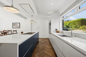 Kitchen- click for photo gallery